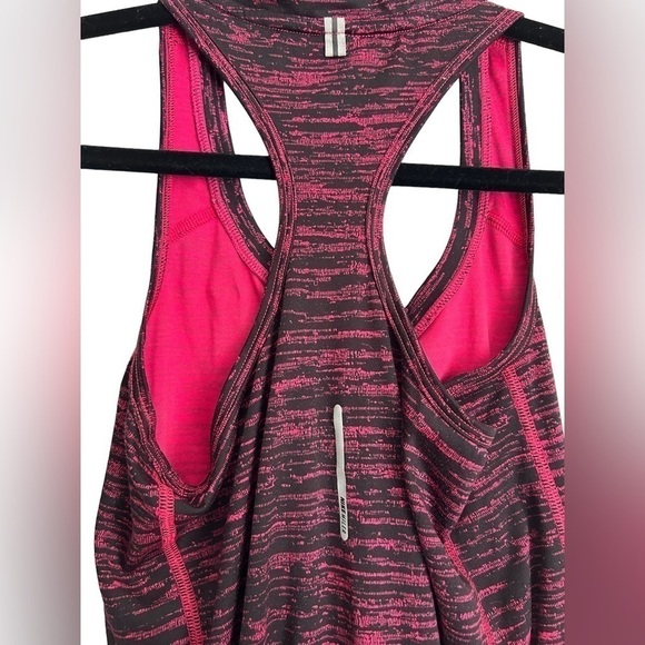 Nike Running Miler Purple Pink Dri-Fit V-Neck Racerback Tank Top- Size X-Small - Picture 3 of 6